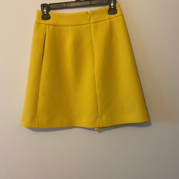 1901 button from A-line skirt size 0 P - Picture 4 of 5